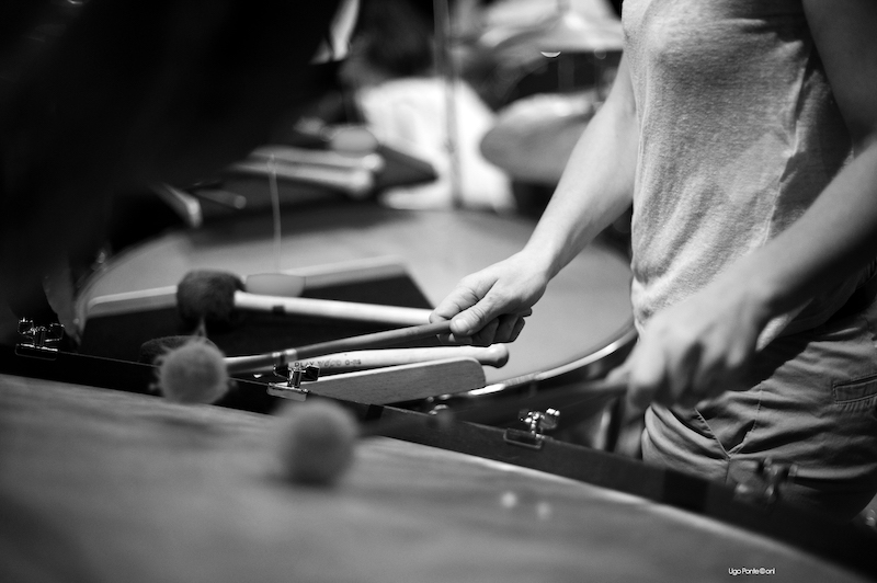 Avant/après : notre mission est de transformer les espaces encombrés en lieux propres et ordonnés, en réemployant et recyclant les objets.